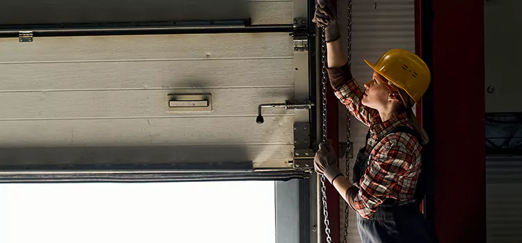 Addressing Common Garage Door Stoppage Issues in Hallandale Beach, FL